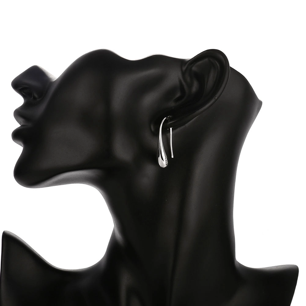 Hot Sale Simple Design Stealing Silver Earring Drop Shaped Earring Fashion Jewelry for Women