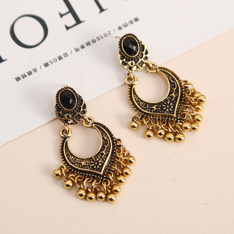 New Vintage Alloy Earrings for Women Ethnic Flowers Large Bohemia Stud Earrings Statement Fashion Jewelry