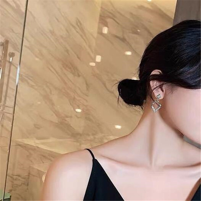 Luxury Fashion Geometric Drop Earrings Exquisite Crystal Rhombus Stud Earrings Cocktail Party Jewelry