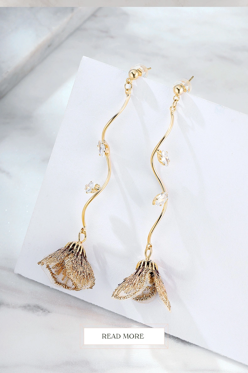 New Fashion White High Quality Copper Artificial Rhinestone 925 Silver Needle Earrings Long Butterfly Earrings
