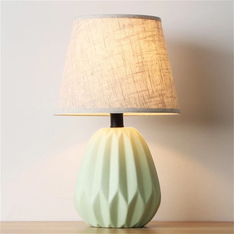 Ceramic Table Lamps Pineapple Desk Luxury Modern Contemporary Pineapple Table Lamp (WH-MTB-68)