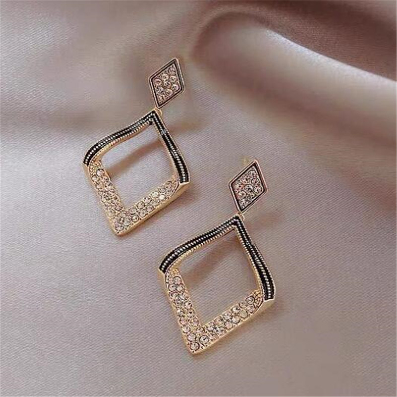 Luxury Fashion Geometric Drop Earrings Exquisite Crystal Rhombus Stud Earrings Cocktail Party Jewelry