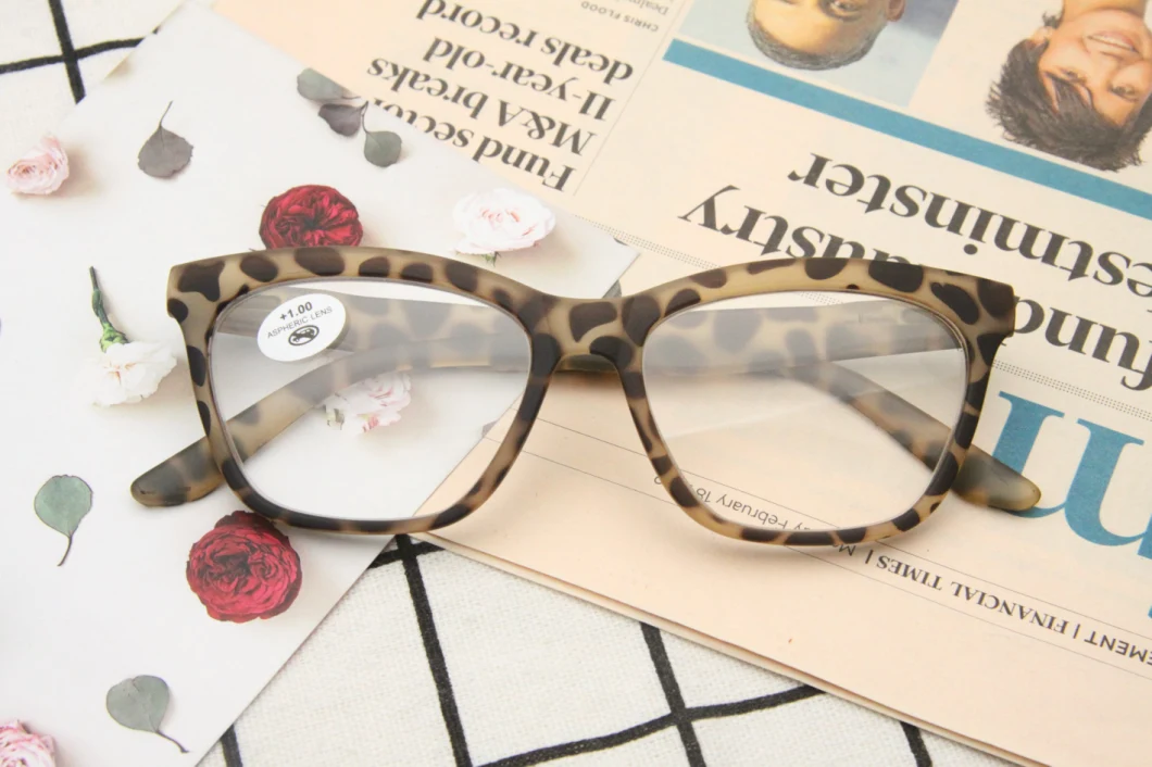 2021 USA Market Trending Sales Soft Touch PC Square Female Reading Glasses Eyewear