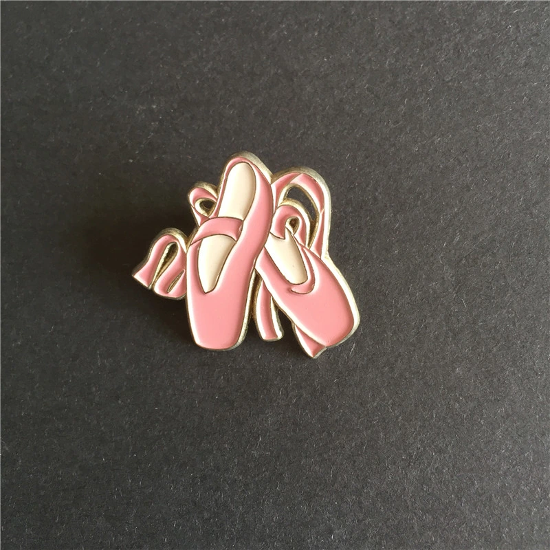 Awareness Pink Ribbon Keychain Lapel Pin Heart Soft Enamel Lapel Pin for Bag Pin