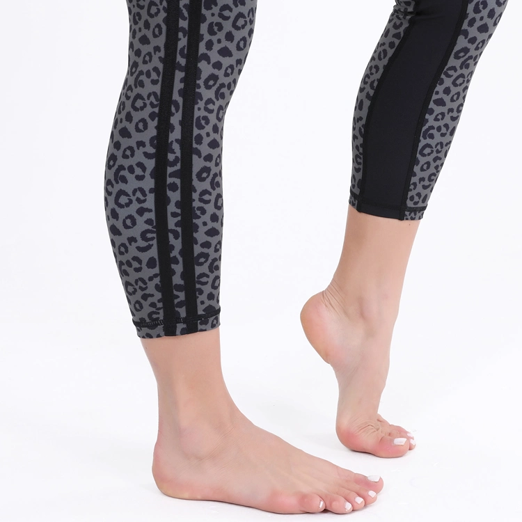 Leopard Fashion Gym Wear Active Sports Wear Athletic Clothes Yoga Legging Striped Jogger Pant