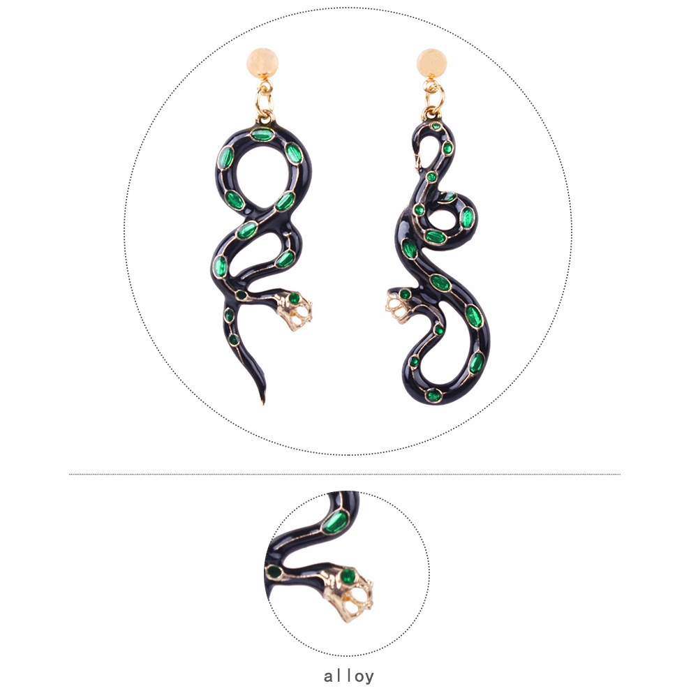 2021 New Fashion Snake Shape Earrings Asymmetric Long Alloy Earrings