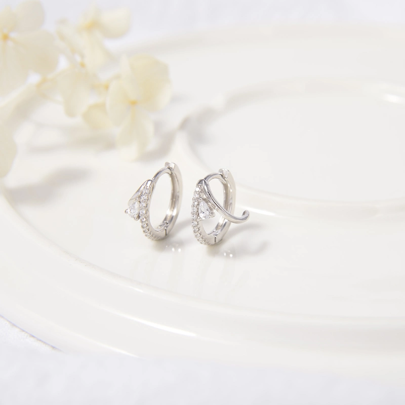 Factory Directly Wholesale Elegant Charm 925 Sterling Silver 18K Gold Plated Zircon Crystal Hoop Earrings