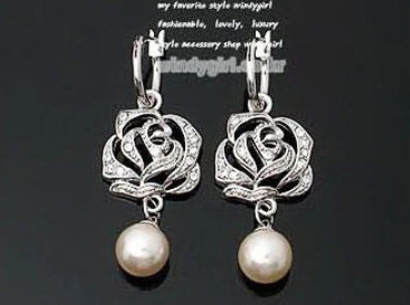 Wholesale Best Quality Pearly Jewelry Earrings Crystal Earrings with Drop Pearl Design