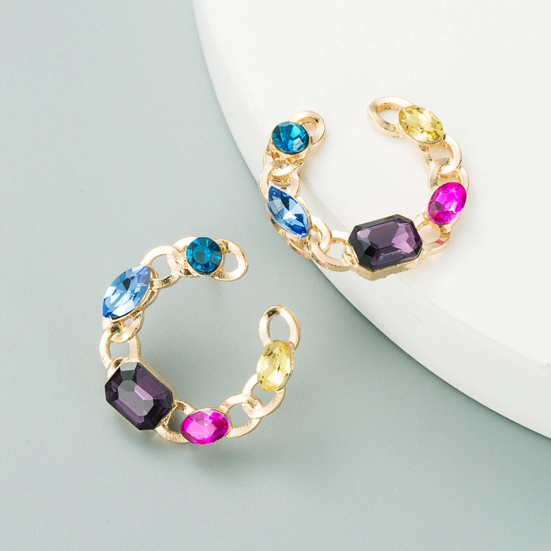 Retro Simple Geometric C-Shaped Alloy Chain Color Diamond Earrings