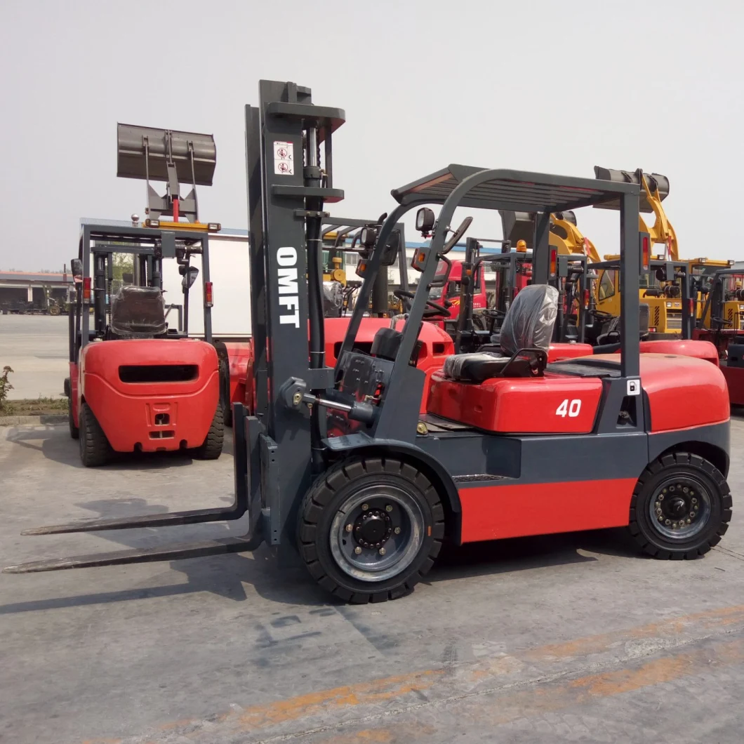 4 Wheel 4 Tons pneumatic Tire Lift Truck Forklift