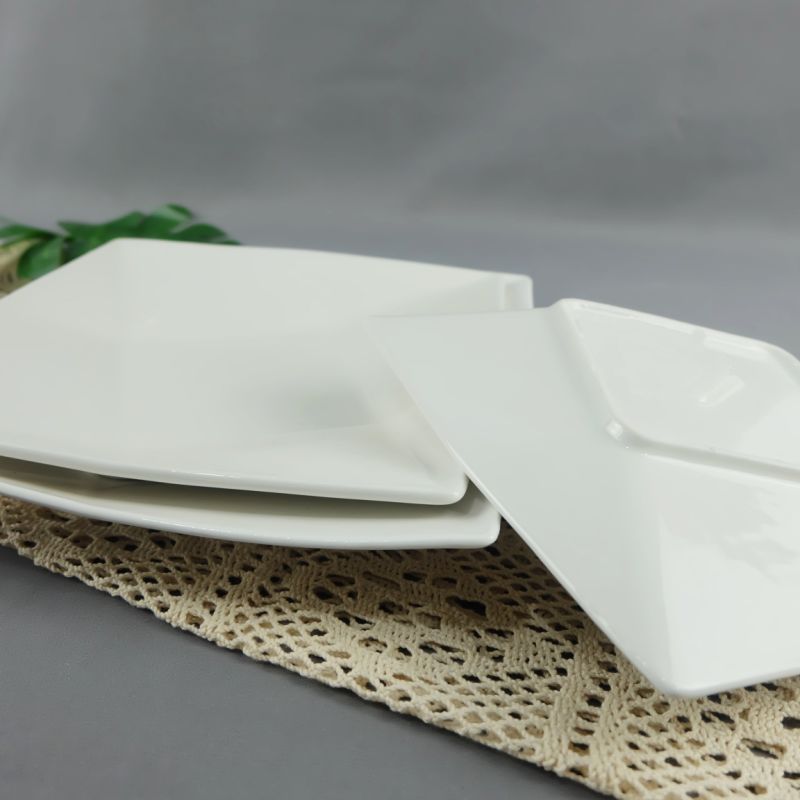 Hot Round Porcelain Flat Plate for Hotel and Restaurant