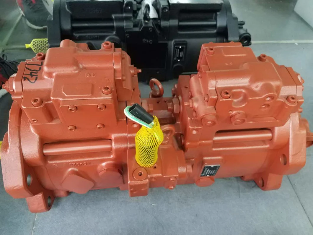 Replacement Parts of Hydraulic Piston Pump for Doosan Dh220-5, Dh220-7 Crawler Excavator