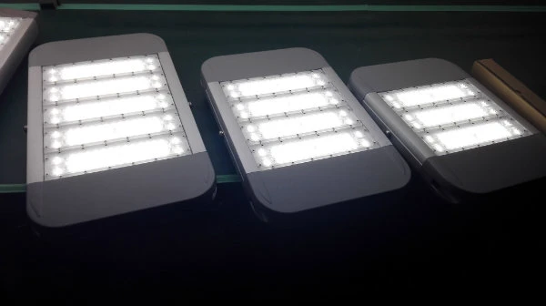 IP66 Ik10 High Brightness 3030 LED 100W LED High Bay Industrial Light