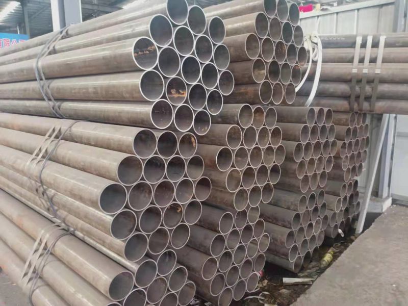Alloy Steel Pipe Hotrolling Hollow Tube SAE4130, SAE4140, 40cr, 40cr4 15mo3, 16mo3, 13crmo44 Carbon Steel Seamless Tubing 16mn Q345