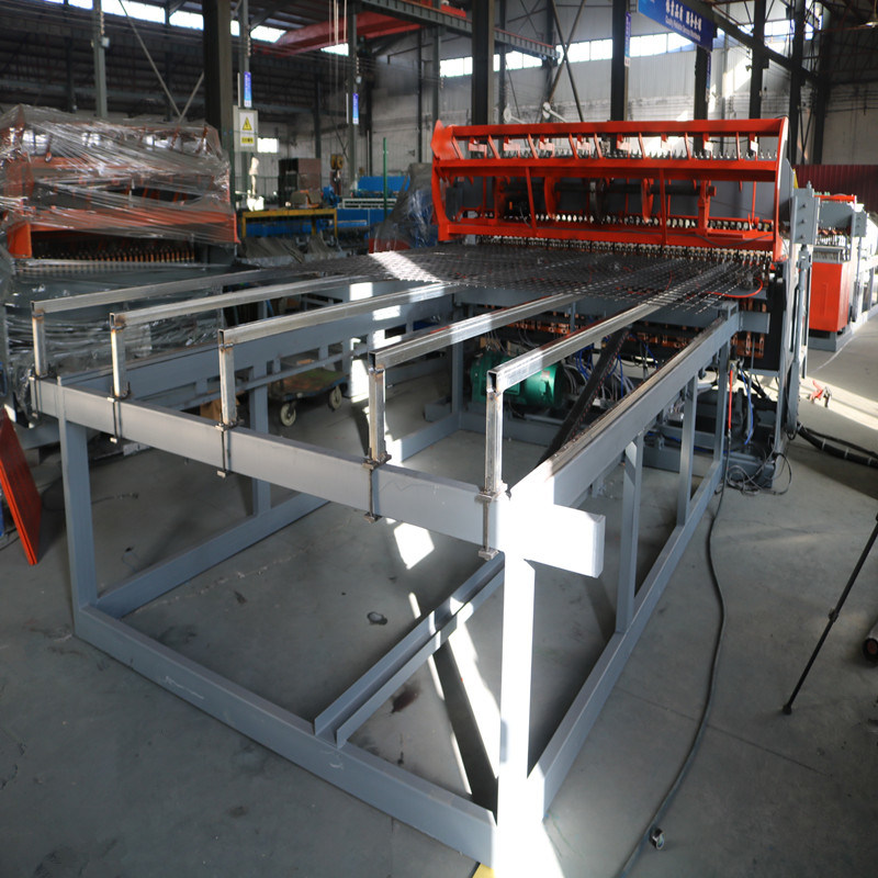 Water Cooling Type Wire Mesh Welding Fence Panel Machine