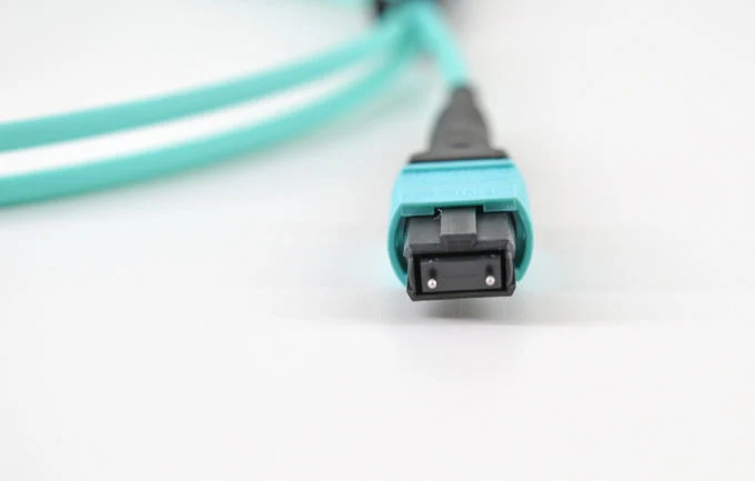 Optical Fiber 48 Core 10g Om3 MTP/MPO Trunk Cable Assembly Customized with Aqua LSZH Jacket