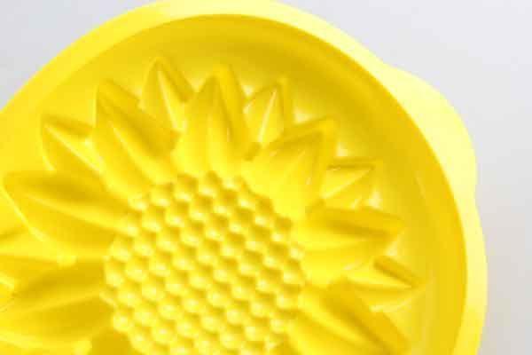 Sunflower Shaped Silicone Cake Mold Mould with Round Holes