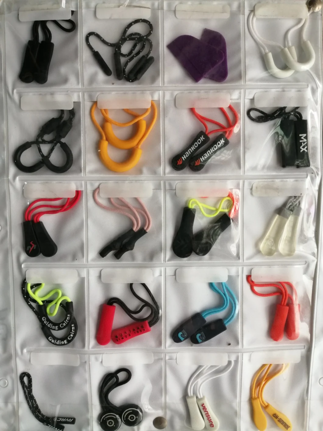 Wholesale Custom Designer Heart PVC Silicone Rubber Zipper Pulls Cord Puller for Belt
