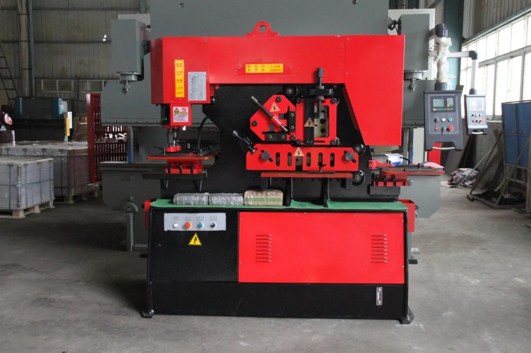Hydraulic Ironworker Machine to Cut and Punch Carbon Steel Plate, Hydraulic Ironworker