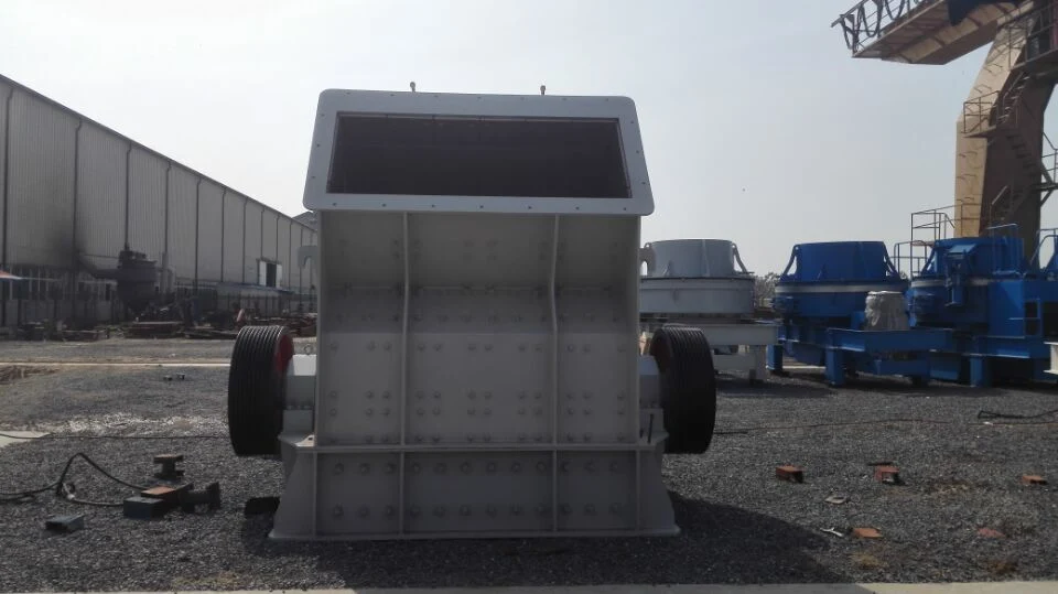 China Mining Impact Crusher PF-1315 with Full Wear Parts for Sale