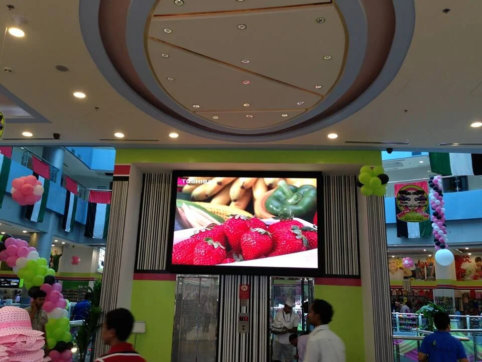 P4mm Indoor Fixed Installation LED Display Screen, Iron Cabinet Indoor LED Display for Shopping Mall Adverting