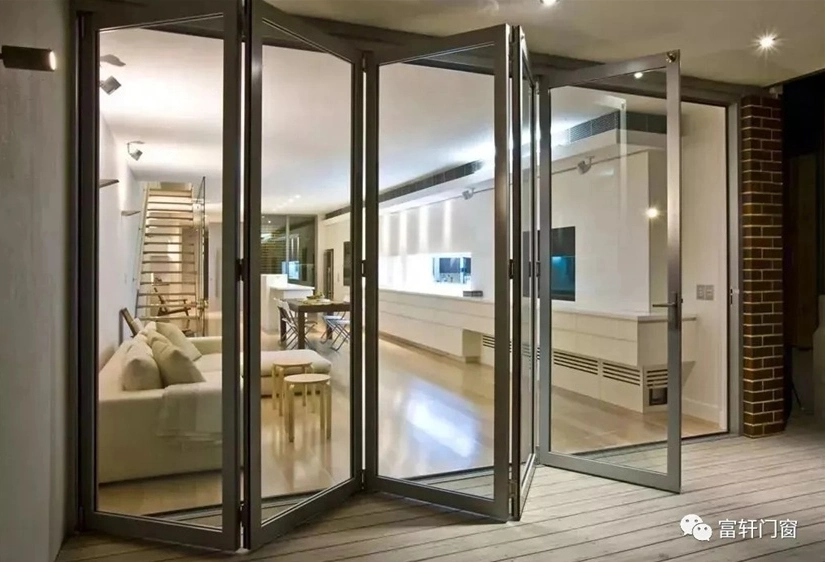 Interior/Exterior Frameless Tempered Glass Folding/Bifolding Door