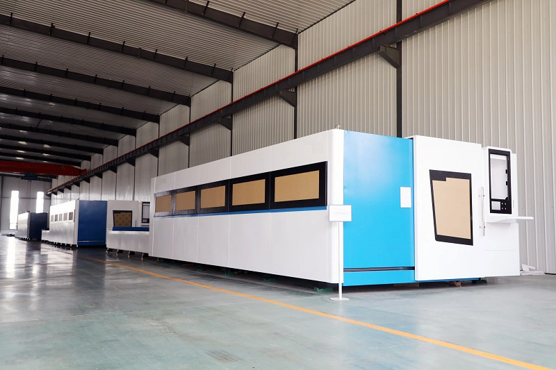 Automatic Exchange Platform Fiber Laser Cutter with Protective Cover Remax 3015 for Metal Sheet with CE