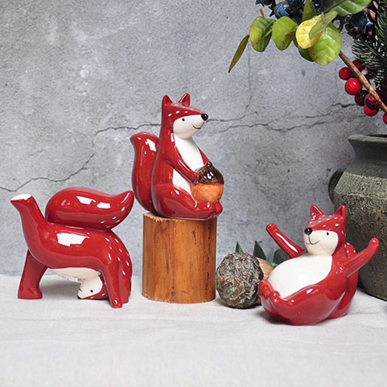 Poly Resin Cute Squirrel Figurines Garden Statues for Home Decor Ornaments