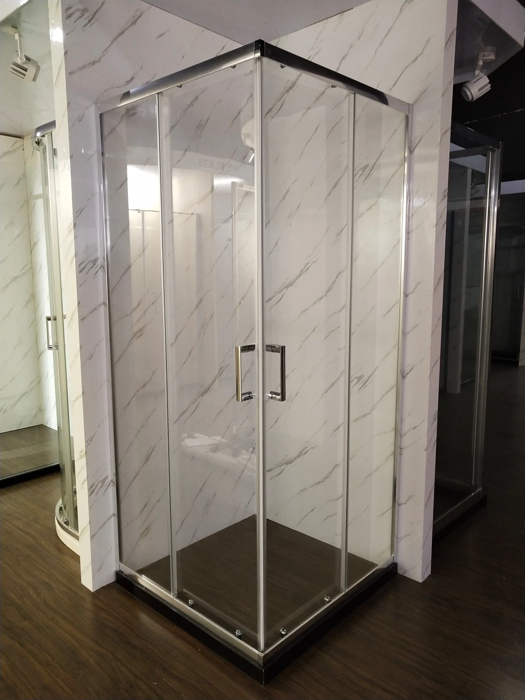 Economic Square Shower Room with Chromed Aluminum Profile