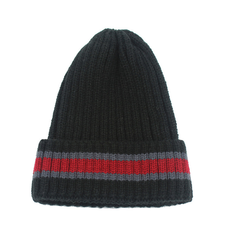 Promotion Fashion Soft Embroidered Beanie Hat Knitted Winter Knitted Hat Custom Beanie Hat