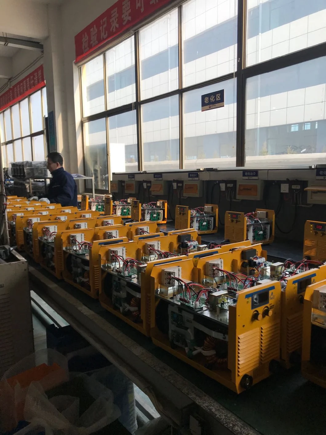 Multi-Process New Design IGBT 300A Inverter MMA Stick Welder