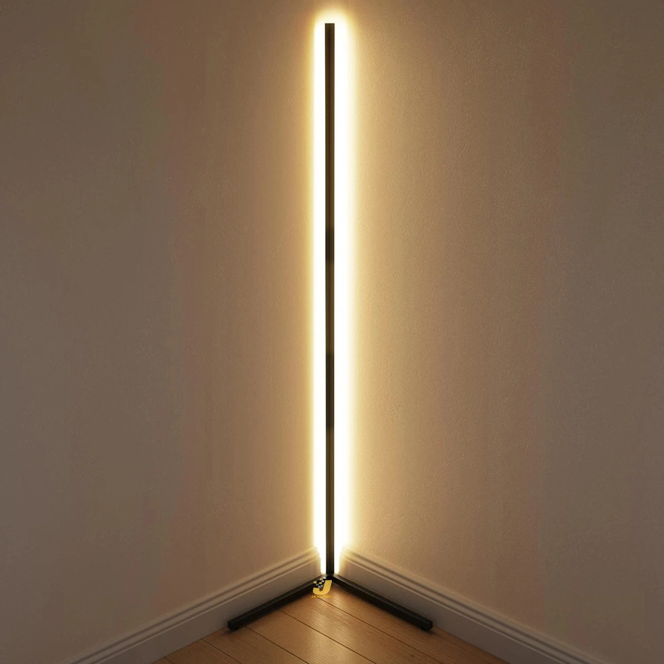 Modern Metal Studio Standing Decorative Corner LED Tripod Floor Lamp (WH-FL-01)