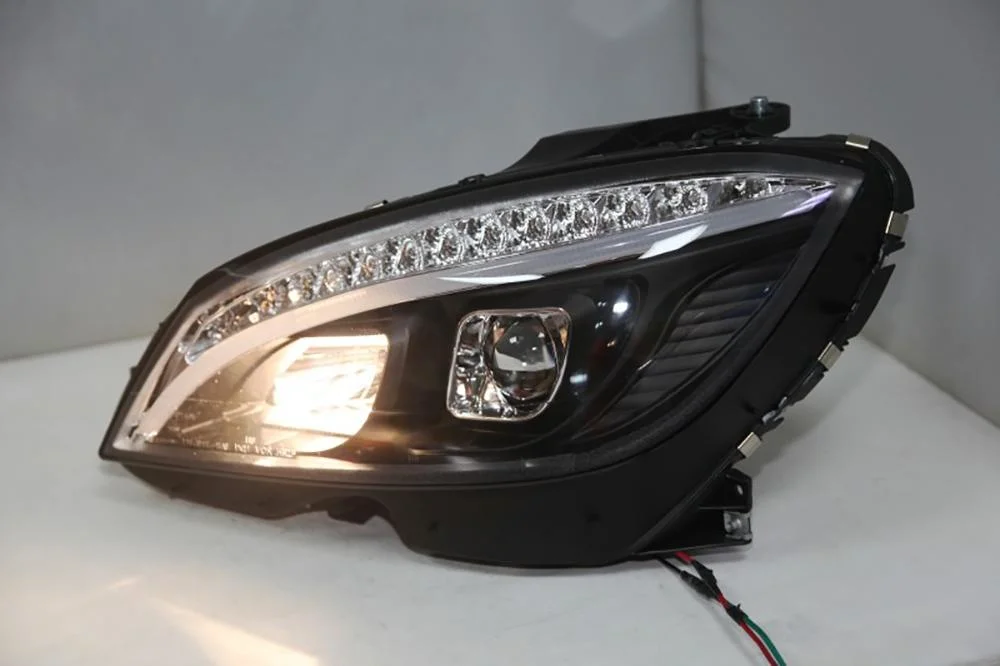 Mercedes-Benz W204 LED Head Lamp 2007 2008 2009 2010 2011 Headlight Front Lamps with Daytime Running Light