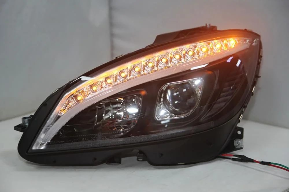 Mercedes-Benz W204 LED Head Lamp 2007 2008 2009 2010 2011 Headlight Front Lamps with Daytime Running Light