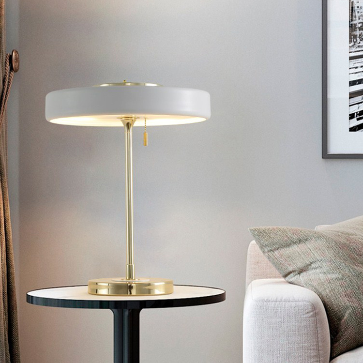 Luxury Hotel Lighting Modern Bedside Table Lamp for Guest Room
