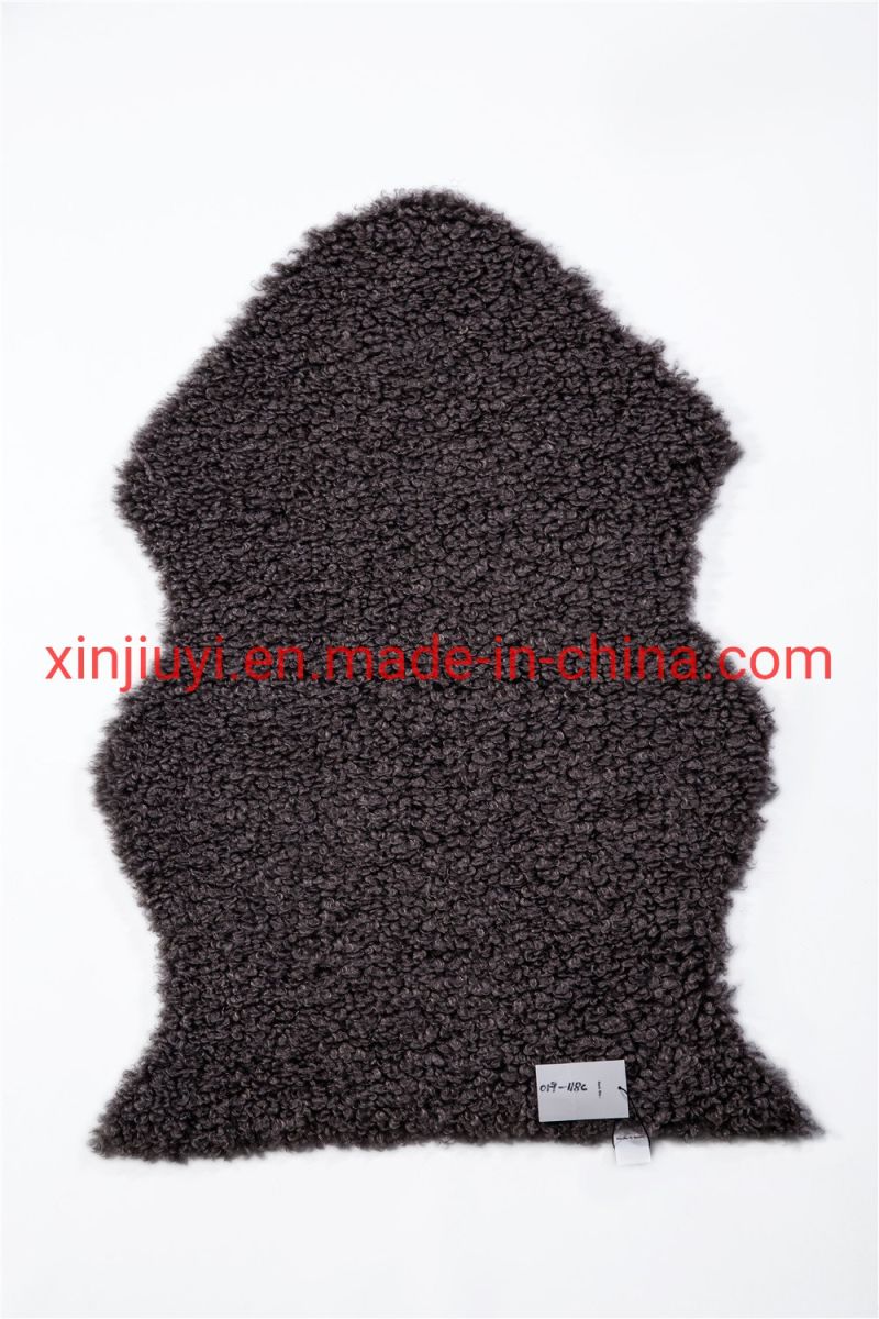 Customized Large-Grained Faux Sheepskin Fur Carpets/Rugs/Mats for Bedroom