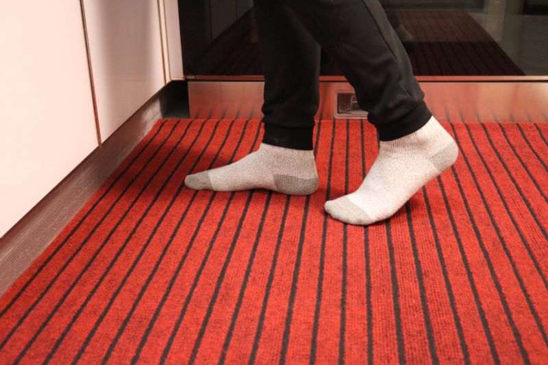 Hot Selling Polyester Seven Stripe Pile Carpet
