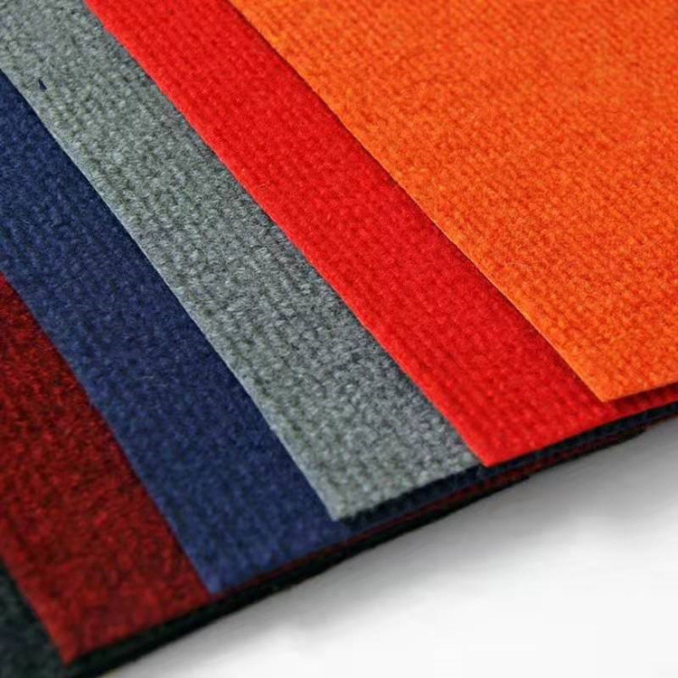 Top Quality 100% Polyester Material Stripe Surface Pattern Carpet for Wedding
