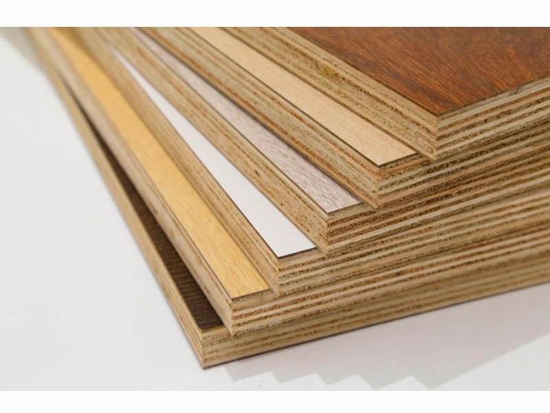 High Glossy/Matt/Embossed/UV/Melamine Laminated Plywood for Furniture and Construction