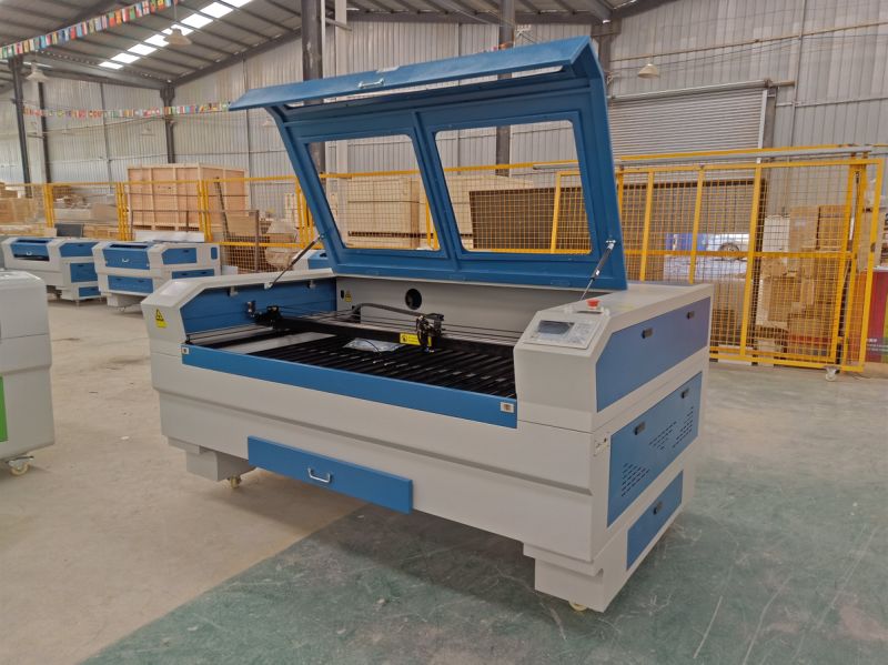 Selling Quality CO2 Glass Tube Laser Cutting Cutter Machine Laser Wood Cutting Machine