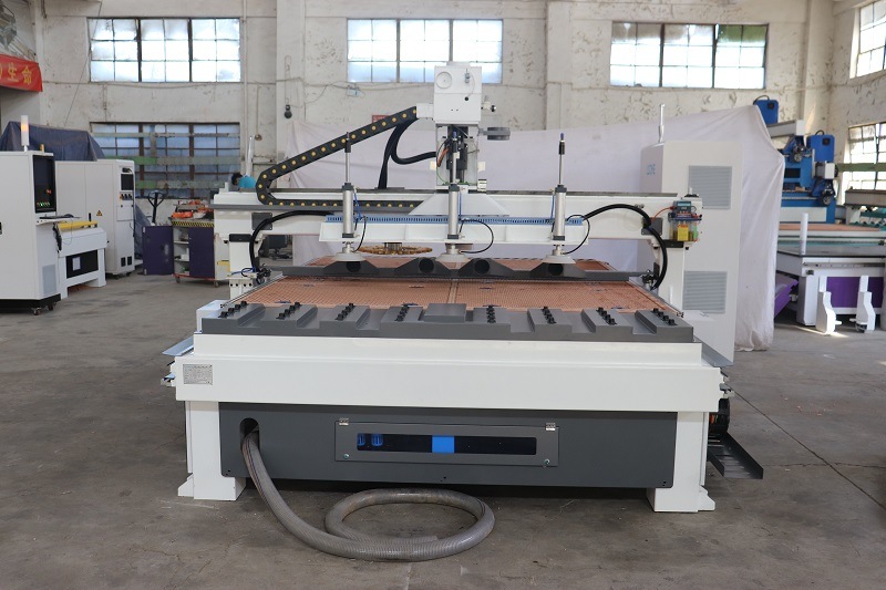 1325 1530 2030 Atc CNC Router 3D Wood Cutting Machine Woodworking Machinery with Disc Tool Change
