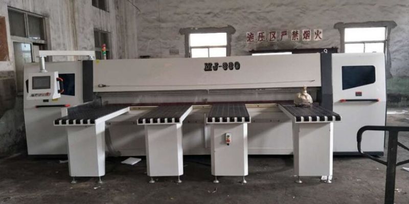 High Precision CNC Automatic Panel Saw Machine for Wood Cutting