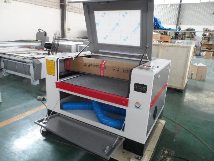 CNC Laser Machine for Wood Acrylic Fabric Leather Cutting Flc9060