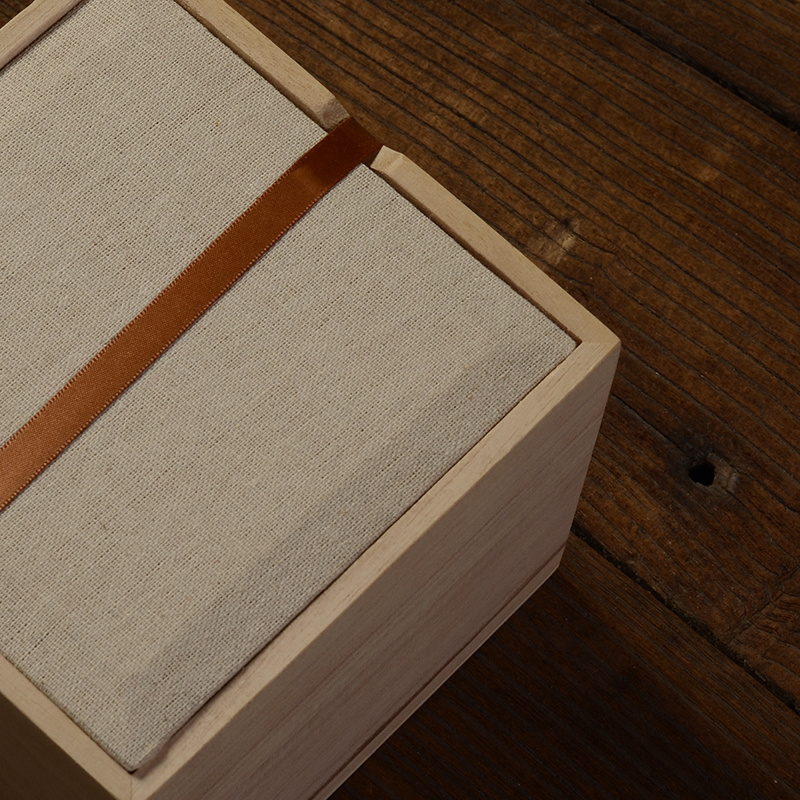 Solid Wood Gift Box Wooden Storage Box Wood Craft Box for Tea Wood Box with Silk Ribbon