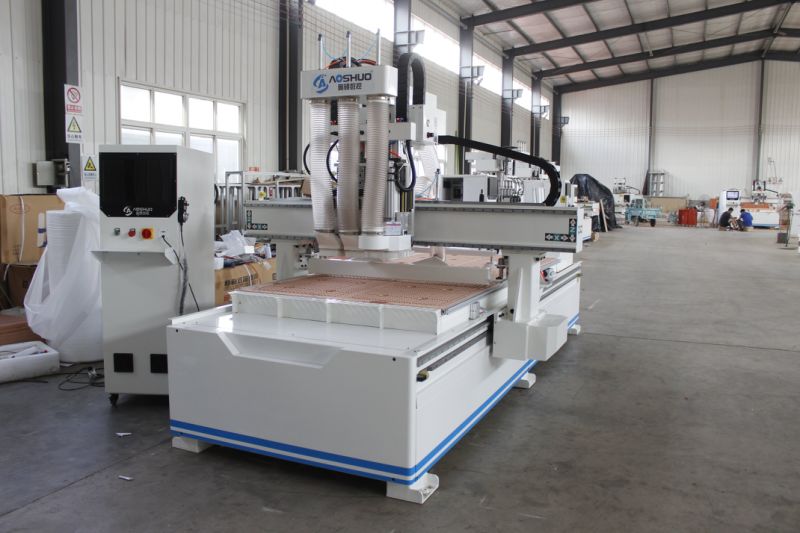 Furniture Carving and Cutting CNC Wood Router CNC Machine 1325 with Ce