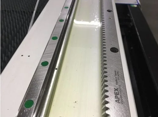 1390 Raycus Acrylic Wood Laser Engraving Machine Metal Cutter