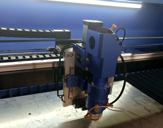 High Power CNC Laser Cutter with Live Focus for Metal