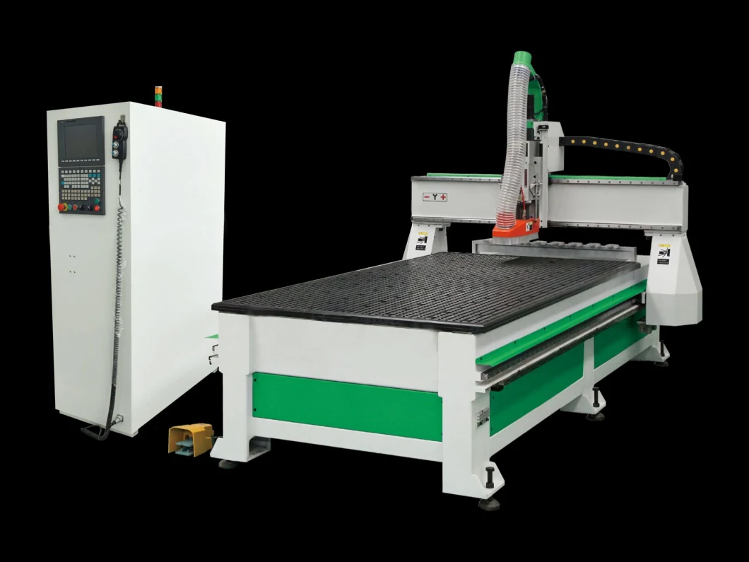 CNC Woodworking Machining Center with High Precision/ Cutting and Engraving Machine