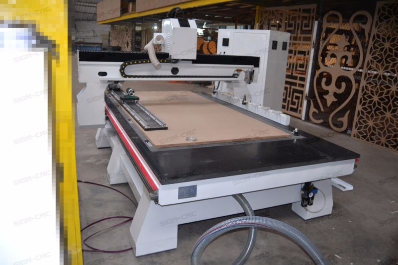 China Linear Atc CNC Router 1325, CNC Engraver Machine with Rotary