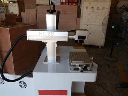 Raycus 20W/30W Fiber Laser Marking Engraving Machine